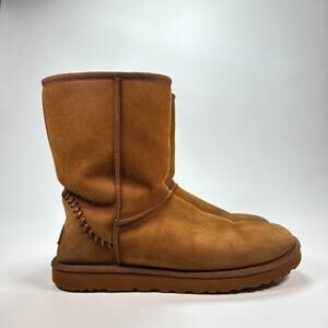 UGG Classic Chestnut Brown Suede Shearling Lined Boots 1008558 Men's Size 11